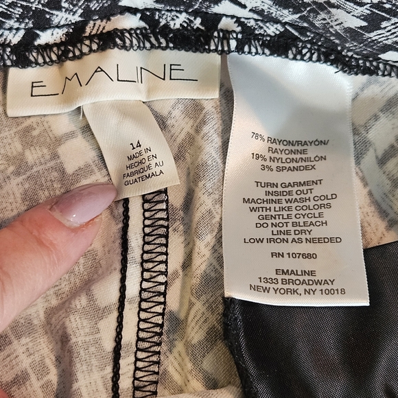 Emaline Berlin Pullon Geometric Design Black & White Stretch Pants Size 14 - Picture 6 of 9